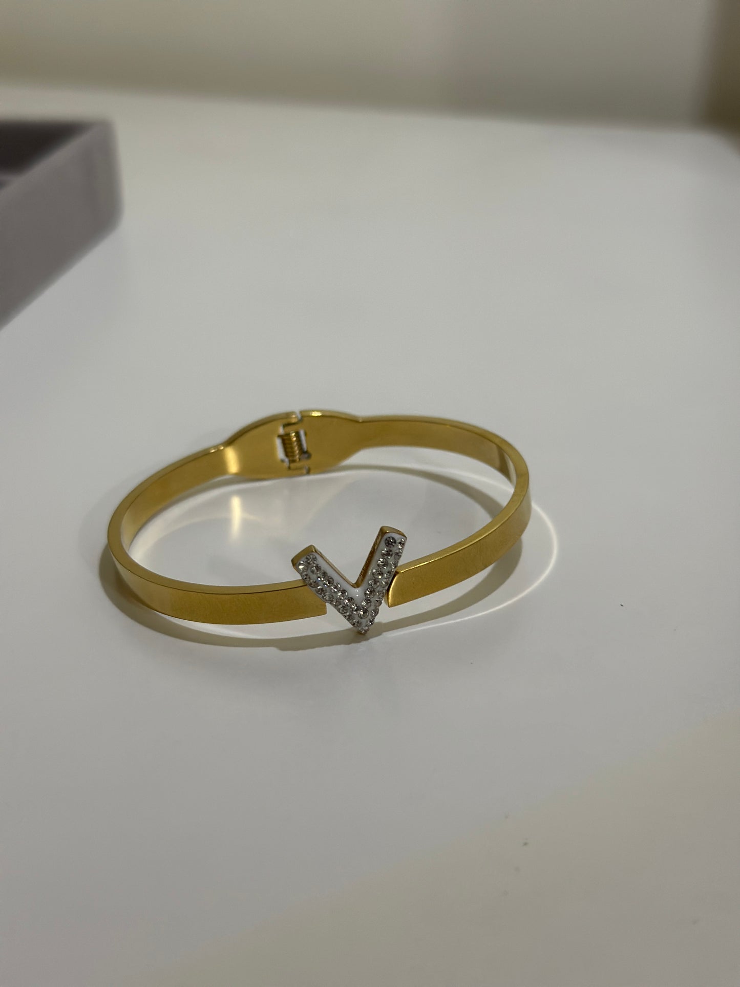 V Diamond Shaped Bracelet | 18K Gold Plated Bracelet | Water-Resistant Bracelet | Anti Tarnish Bracelet | 316L Stainless Steel Bracelet