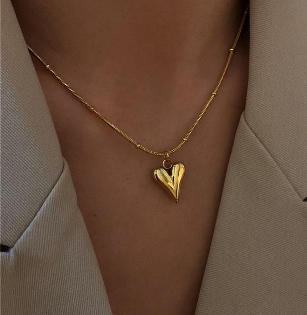 Bella Heart Necklace