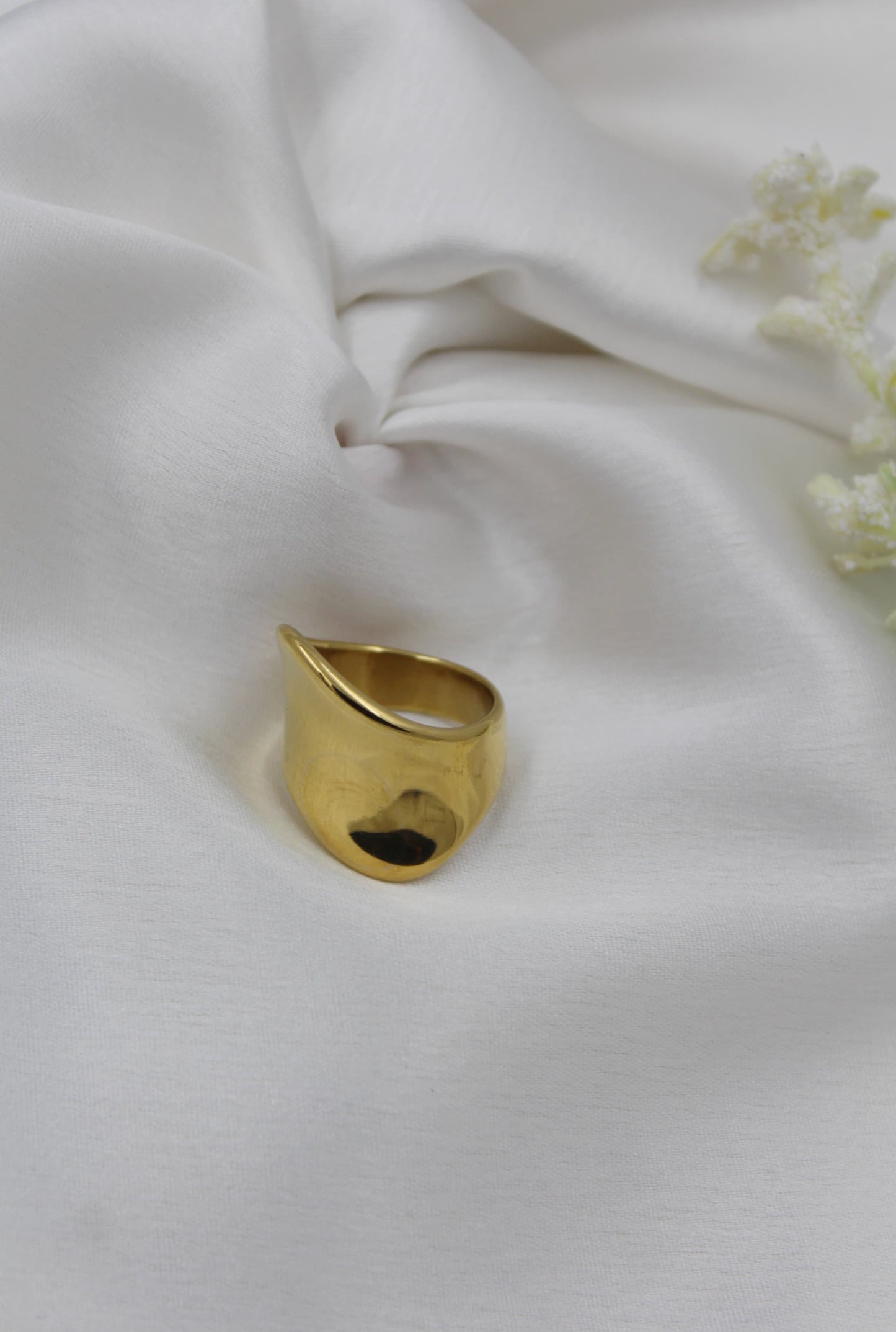 Amira Spool Ring | 18K Gold Plated | Water-Resistant Ring |Anti Tarnish Rung| Stainless Steel Ring | Statement Ring