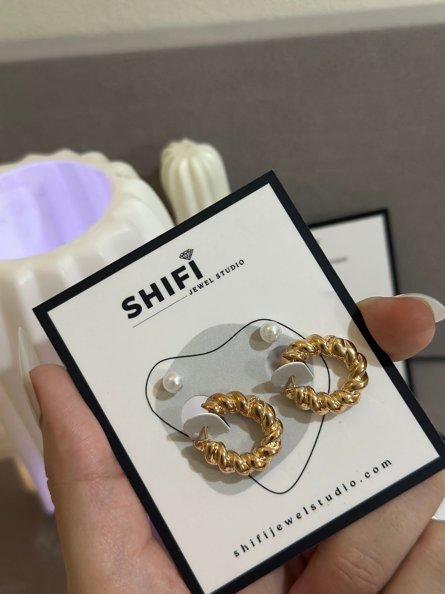 Swirl Hoops with Minimal Studs