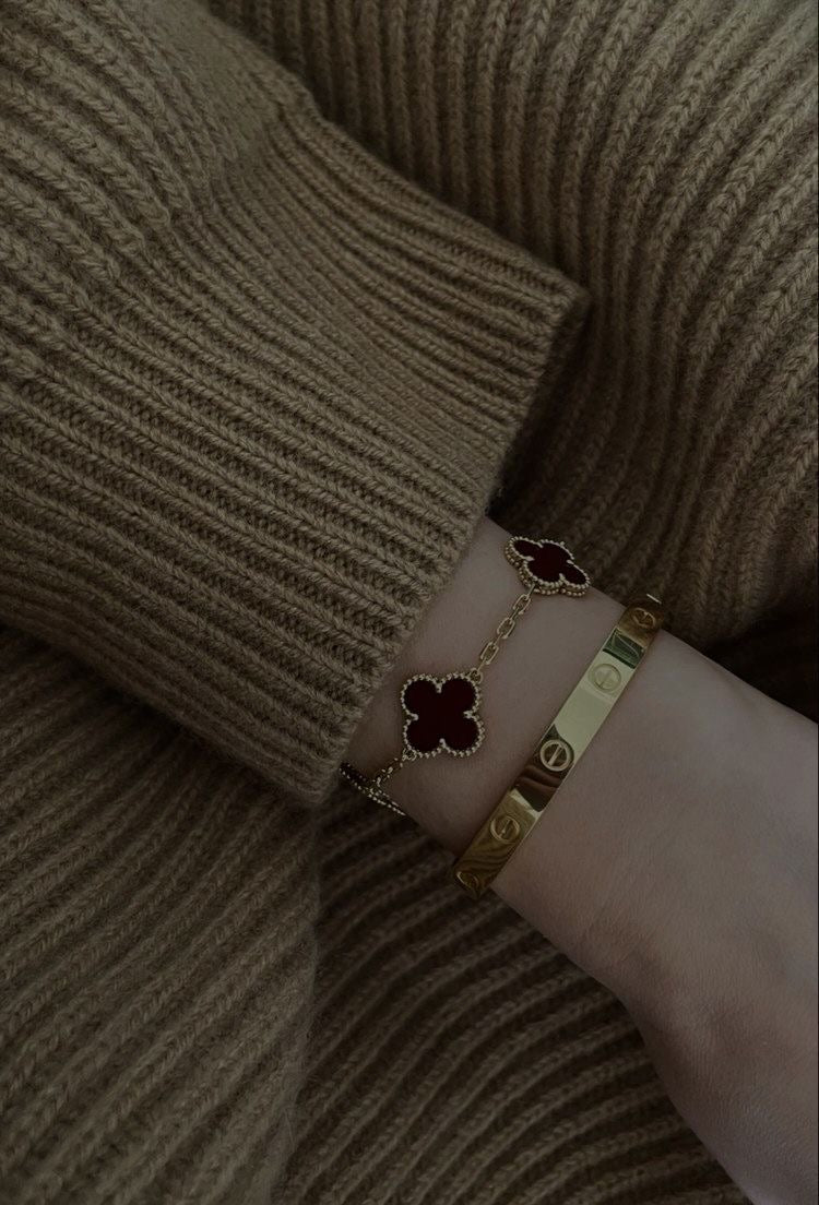 Clover Bracelet | 18K Gold Plated Bracelet | Water-Resistant Bracelet | Anti Tarnish Bracelet | 316L Stainless Steel Bracelet