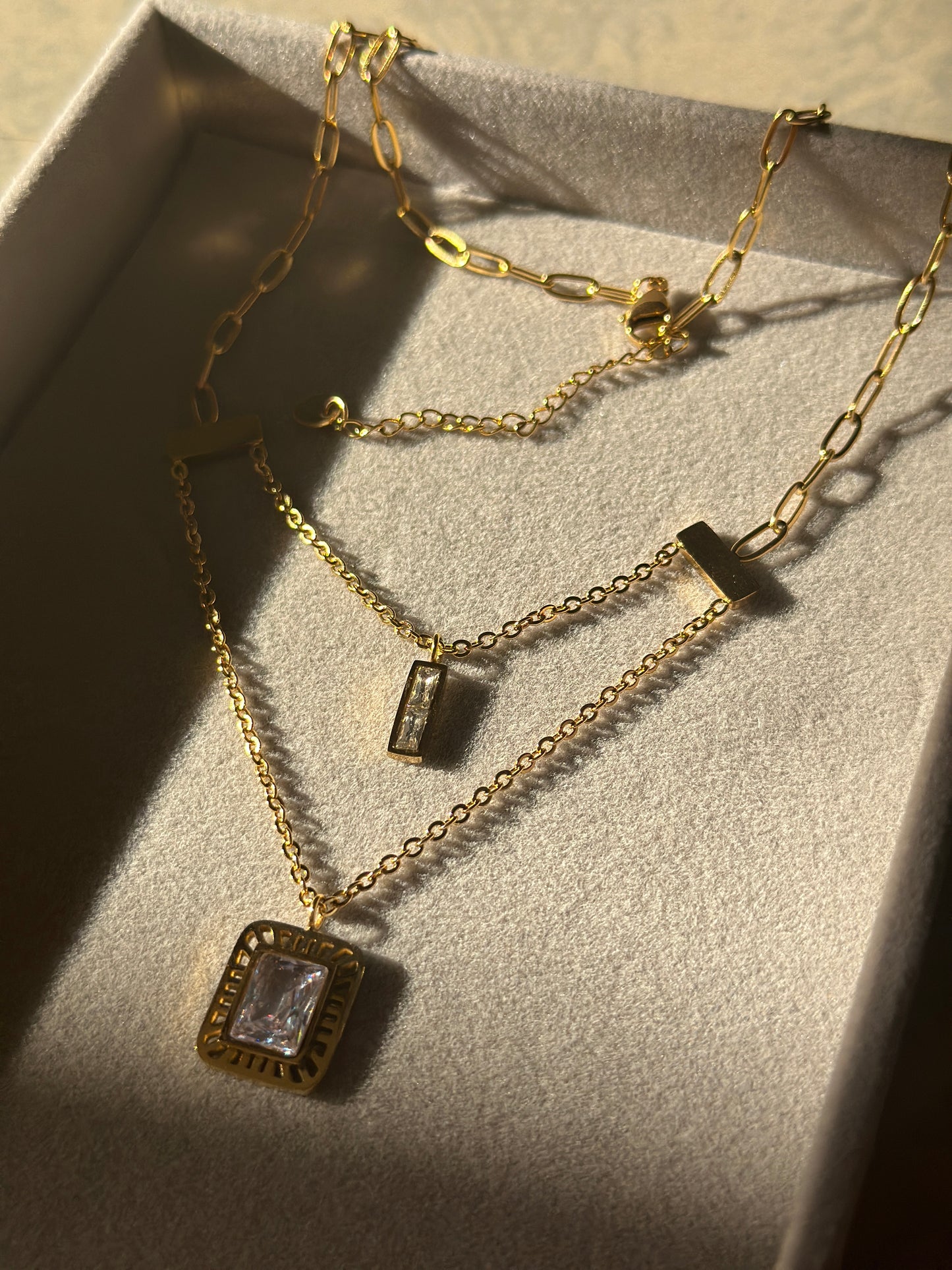 Luxe Crystal Necklace | 18k Gold Plated | Water-Resistant | Anti Tarnish | Hypoallergenic Necklace