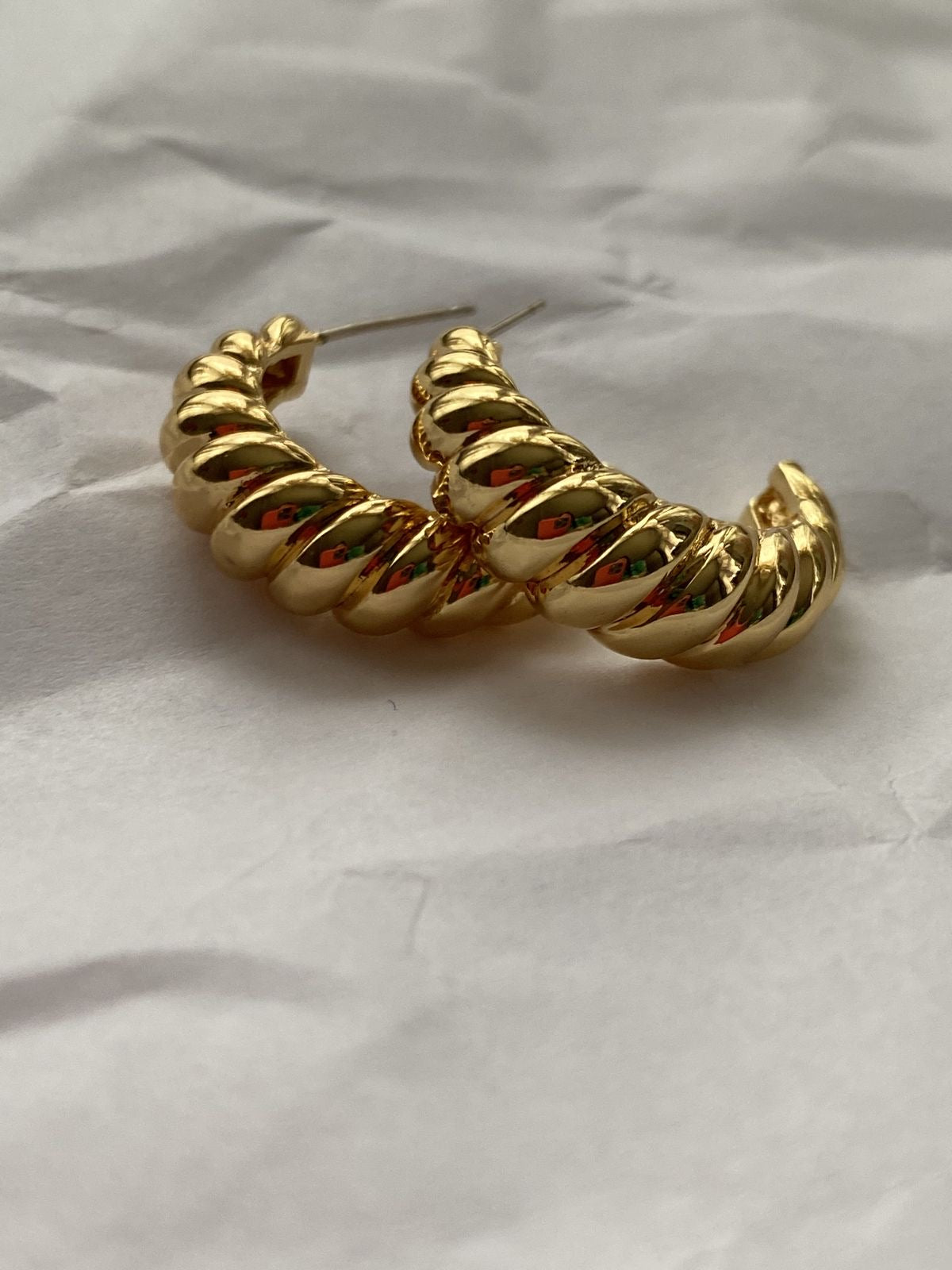 Croissant Hoops | Anti Tarnish | 18K Gold Plated | Water-Resistant Earrings | Premium Jewelry