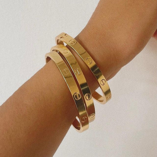 Lovey Bracelet (without diamonds)| 18K Gold Plated Bracelet | Water-Resistant Bracelet | Anti Tarnish Bracelet | 316L Stainless Steel Bracelet